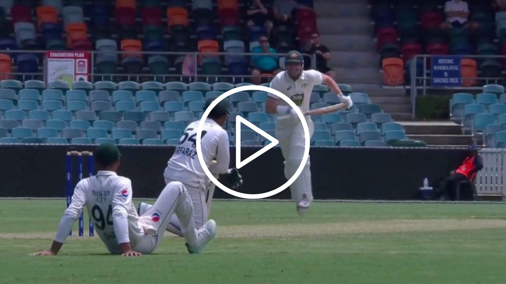 [Watch] Classic Pakistan Fielding Helps Matt Renshaw Notch Up 50 With SEVEN Runs